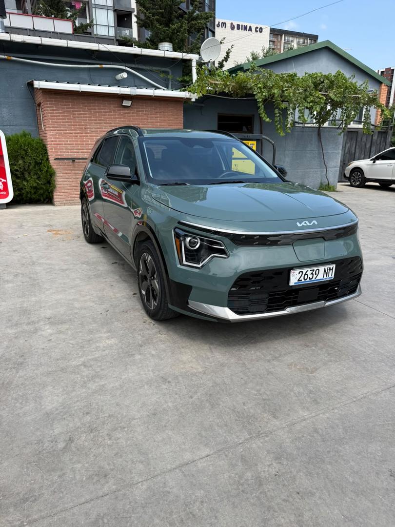 Kia Niro 2023 — photo 2