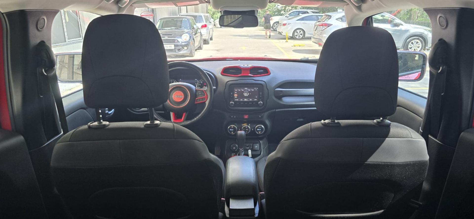 Jeep Renegade 2017 — photo 2