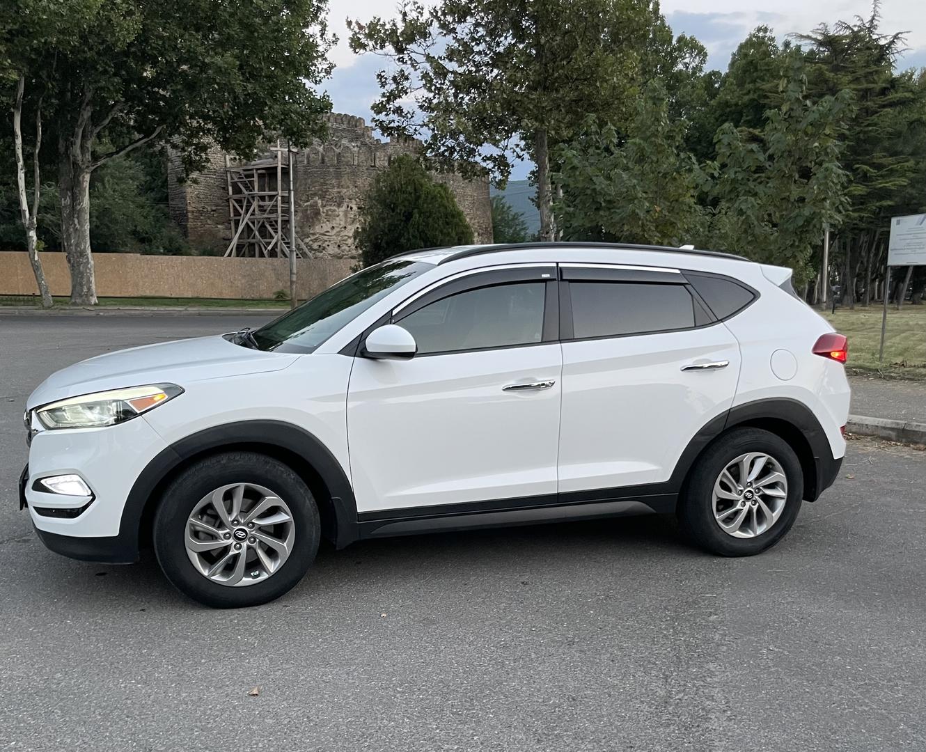 Hyundai Tucson 2018 — photo 2