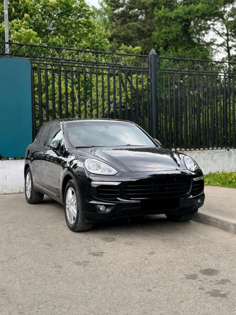 Porsche Cayenne 2015 — photo 2