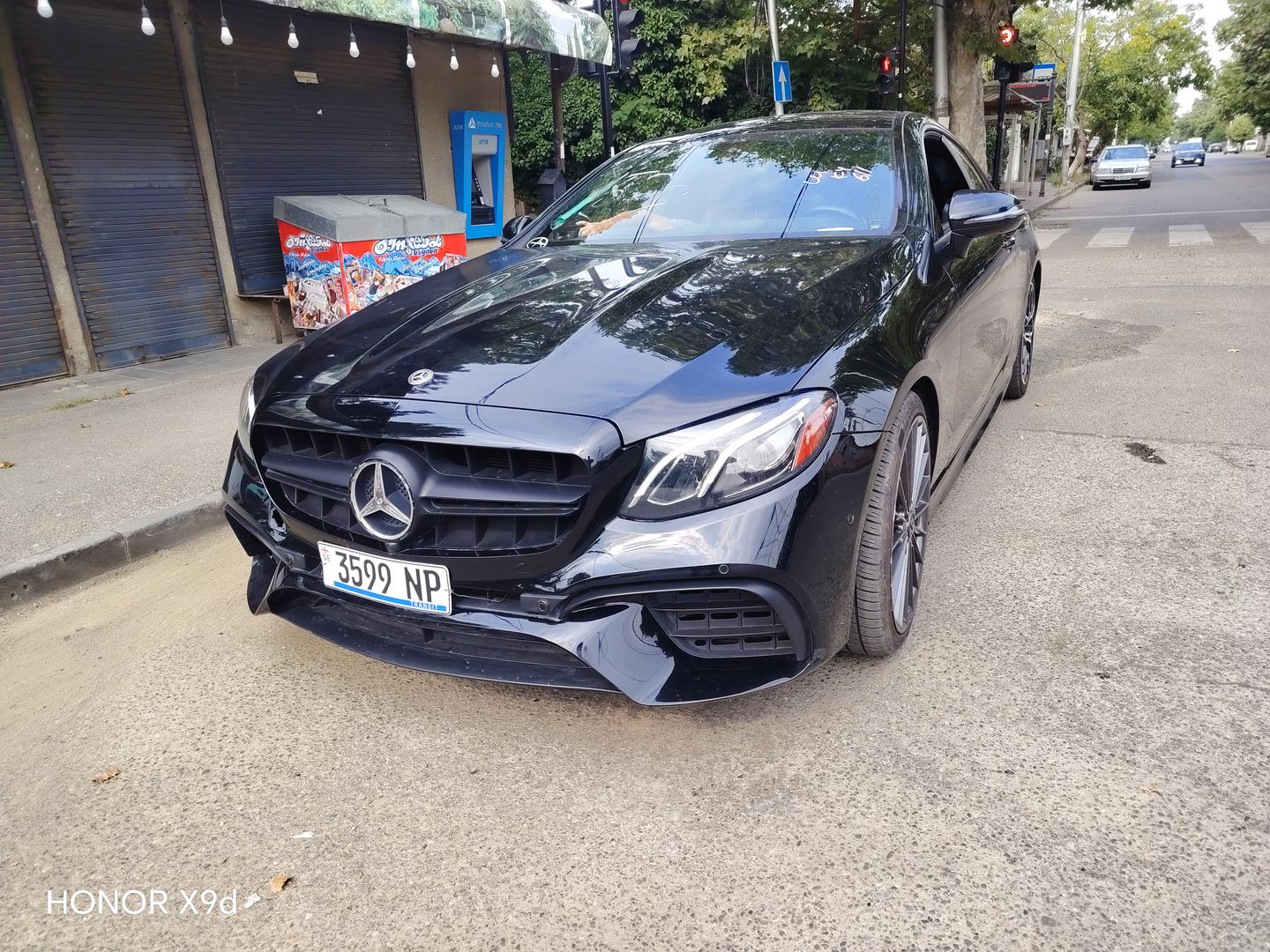 Mercedes-Benz E 300 2018 — photo 2