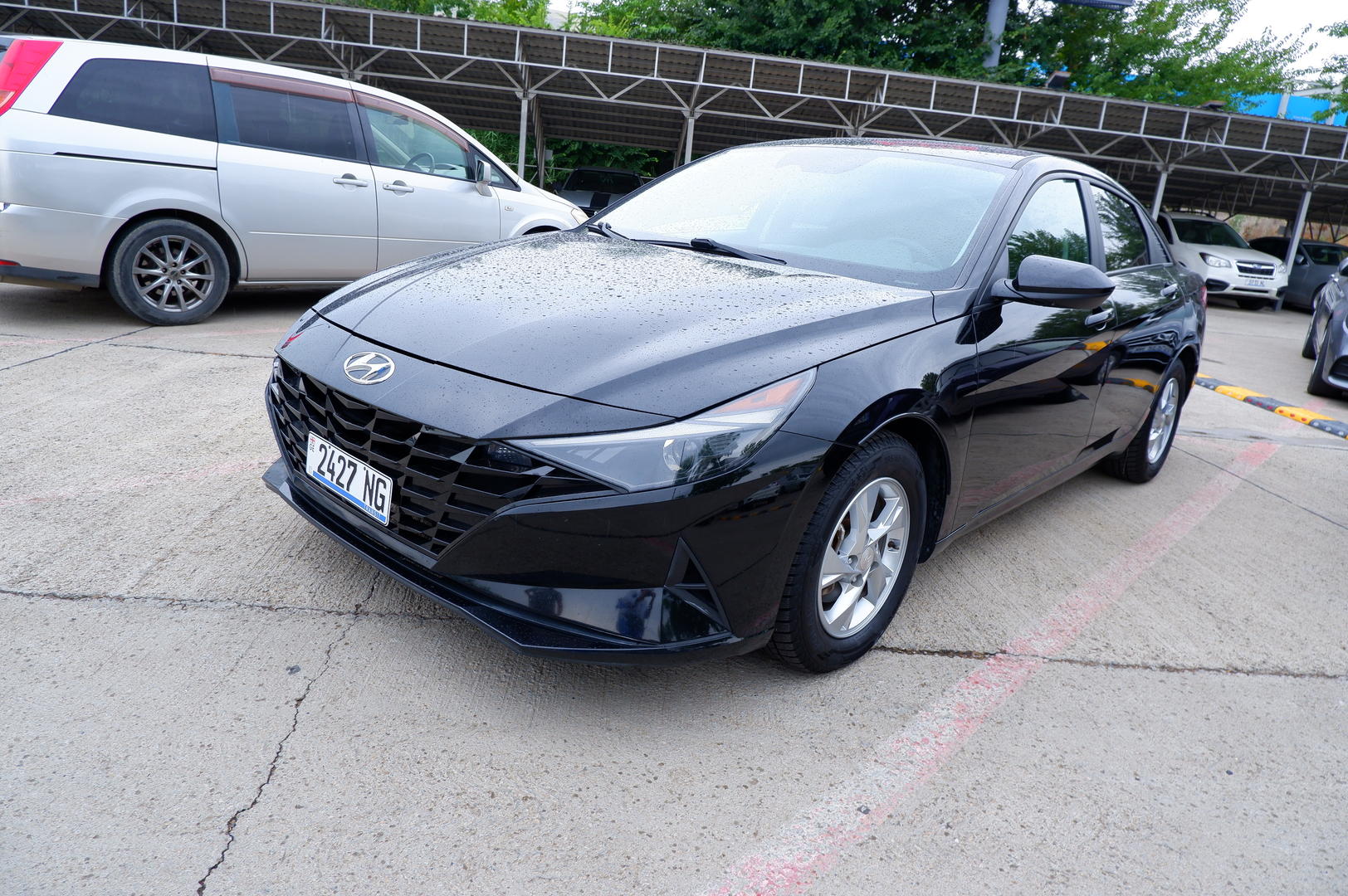Hyundai Elantra 2022 — photo 2
