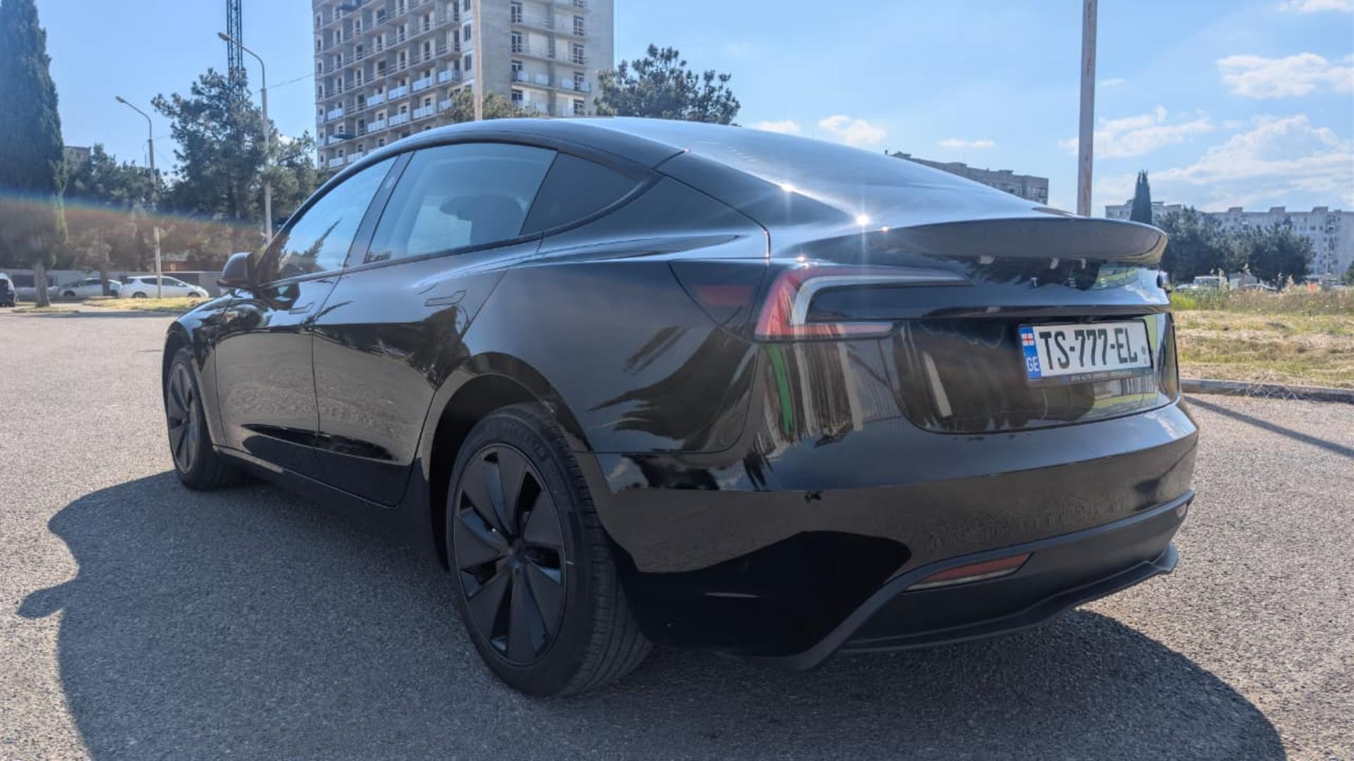 Tesla Model 3 2025 — photo 2