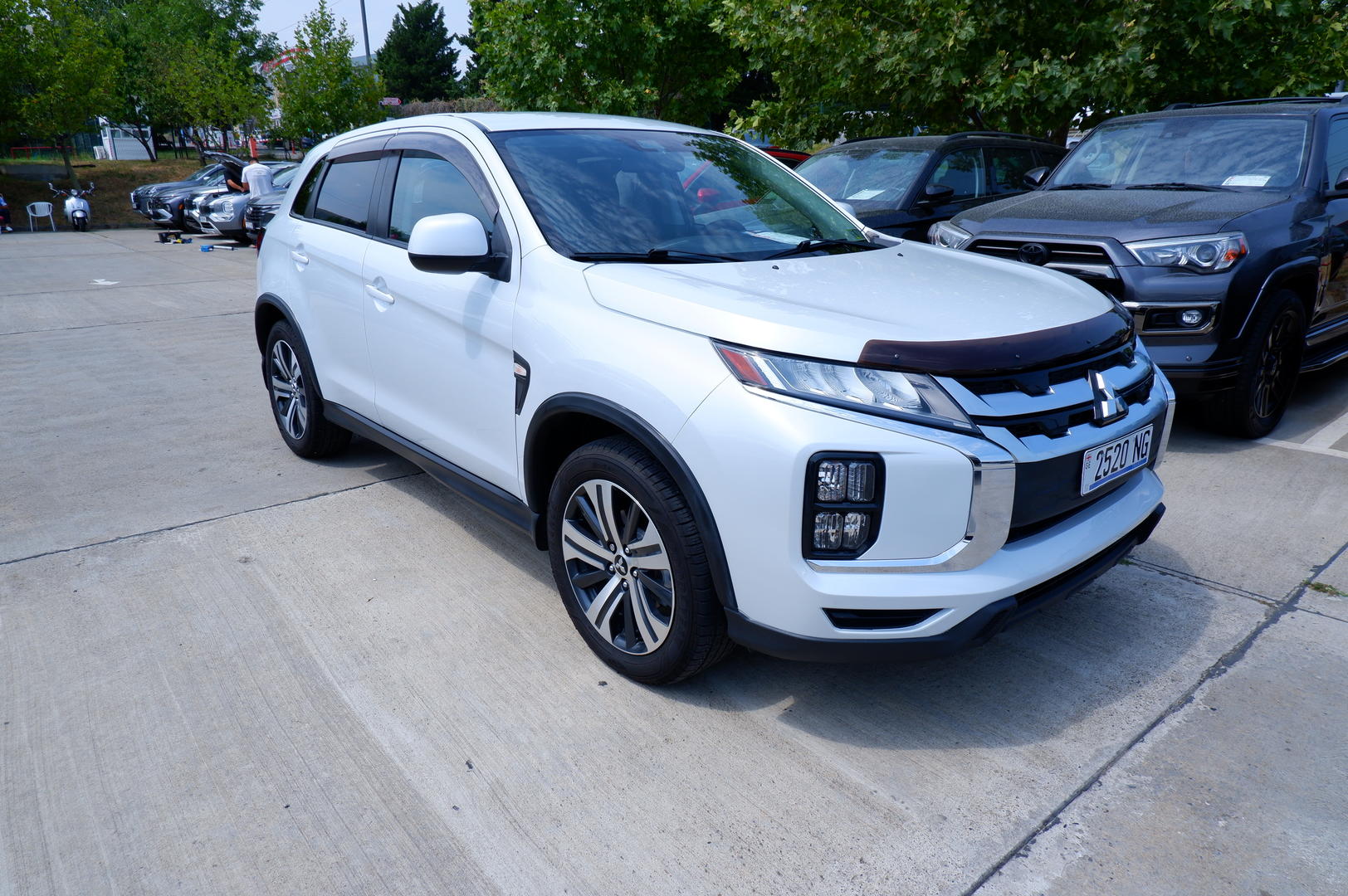 Mitsubishi Outlander Sport 2022 — photo 2