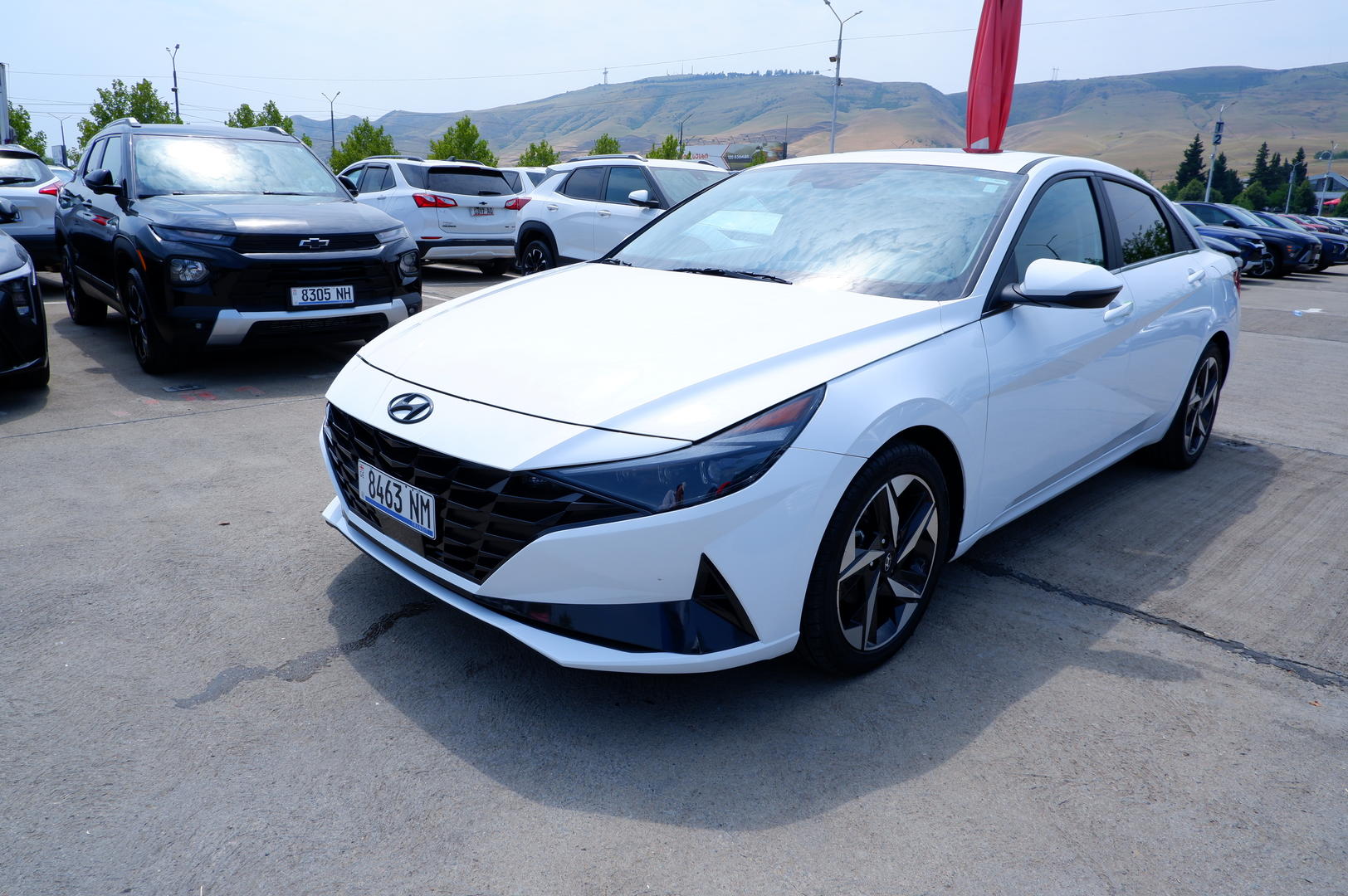 Hyundai Elantra 2022 — photo 2