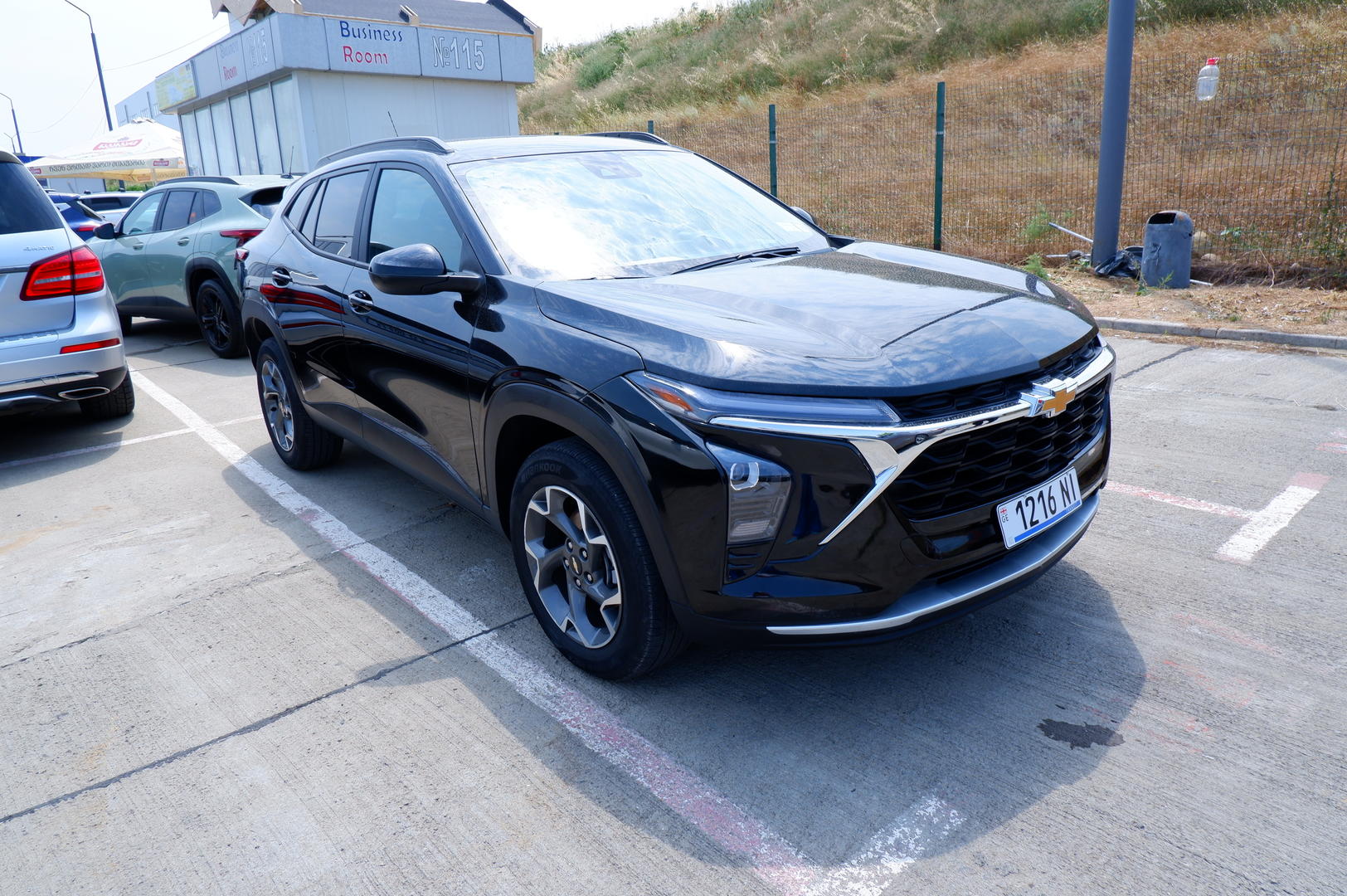 Chevrolet Trax 2023 — photo 2