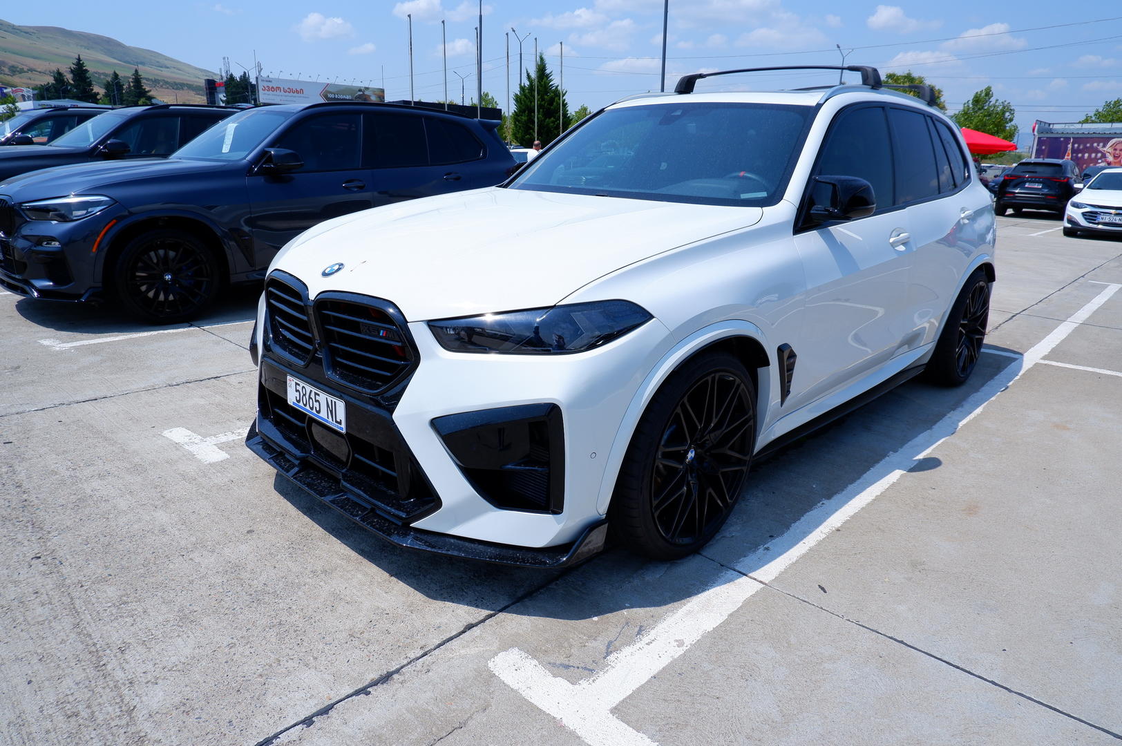 BMW X5 2019 — photo 2