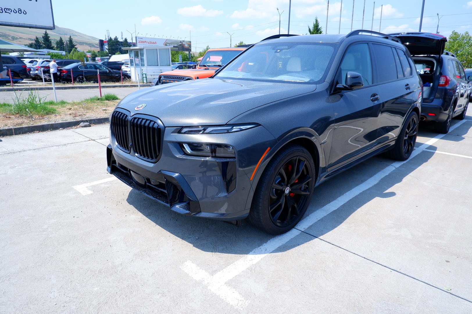 BMW X7 2023 — photo 2