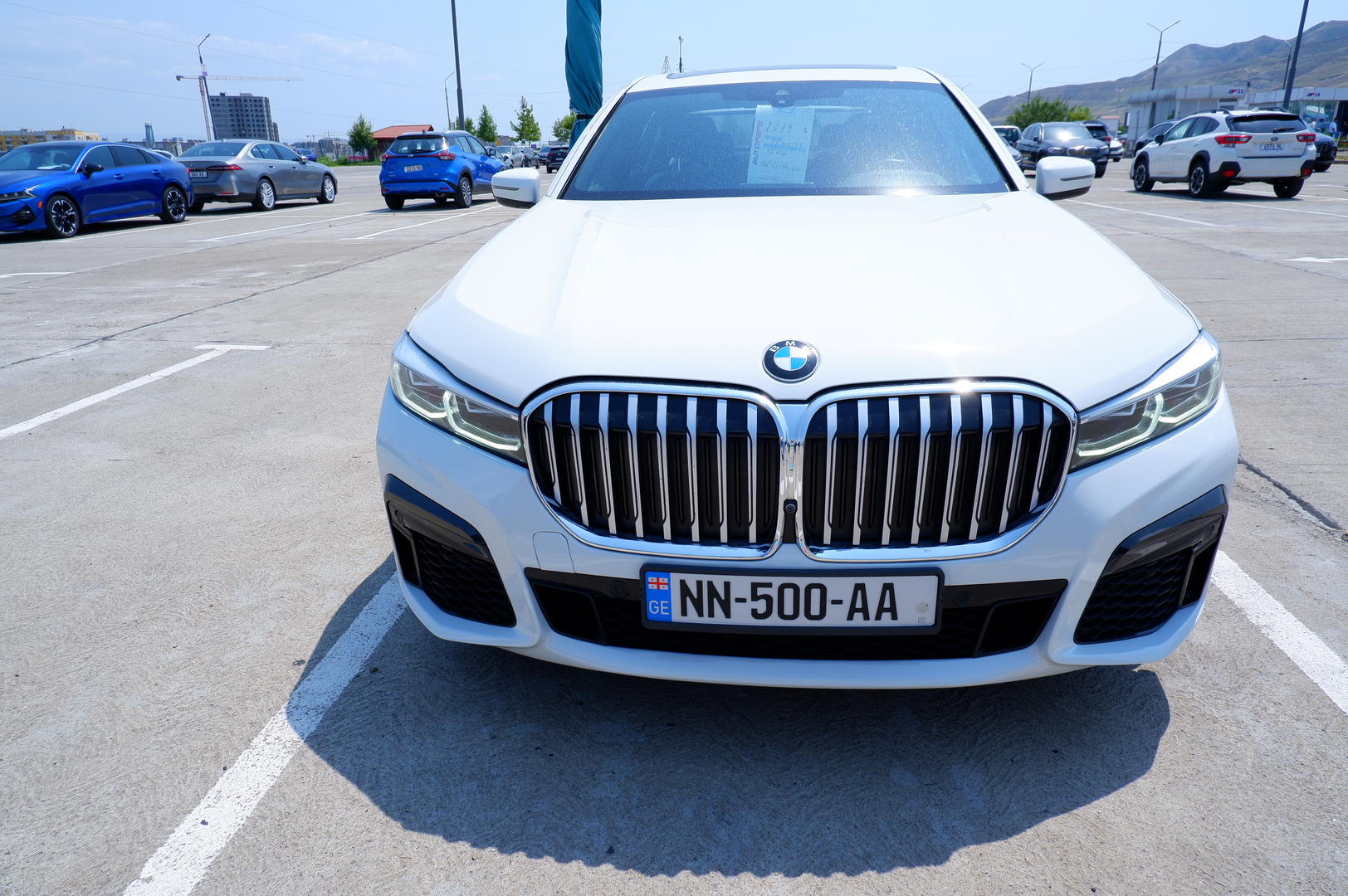 BMW 740 2019 — photo 2