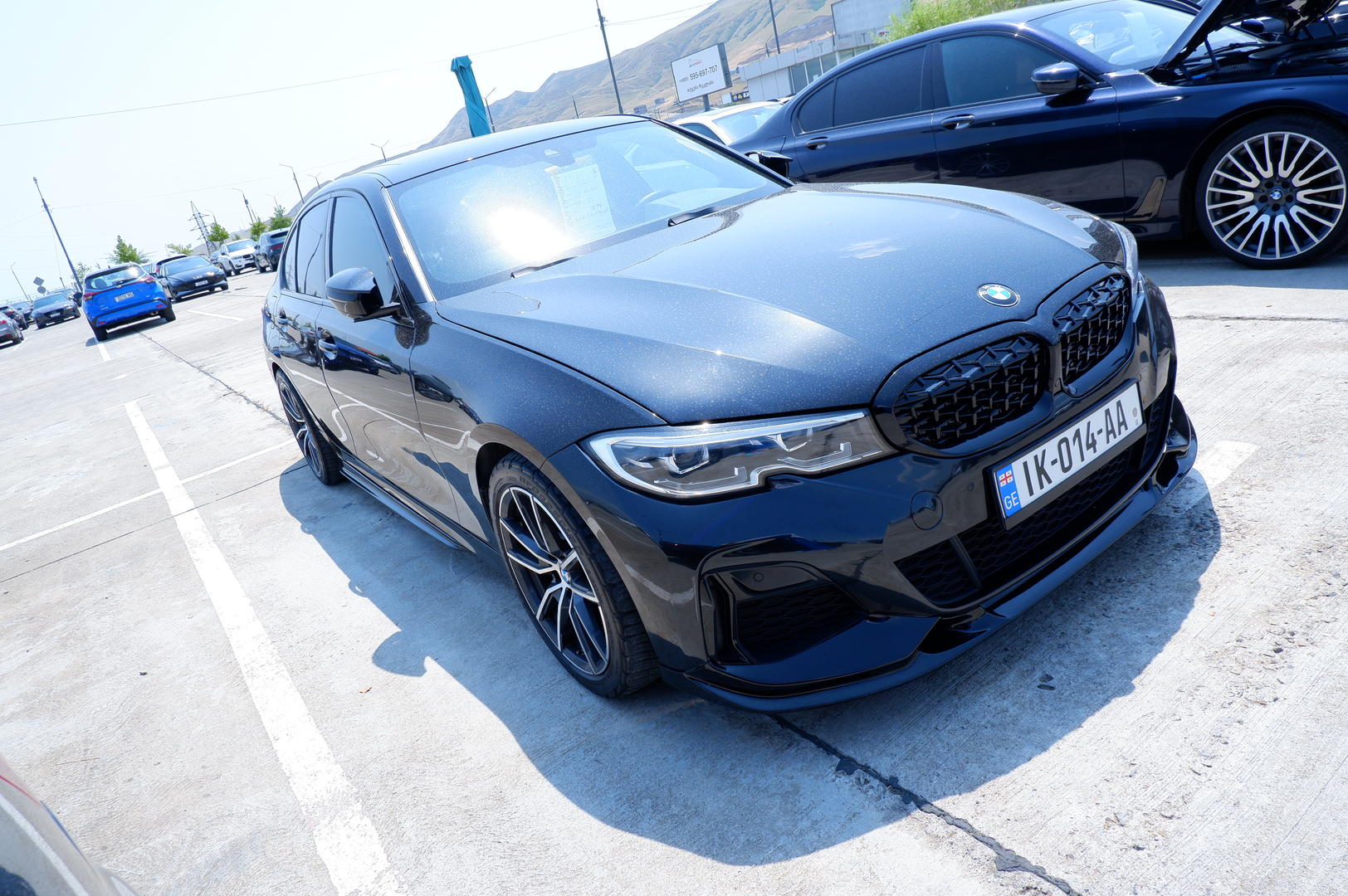 BMW 330 2019 — photo 2