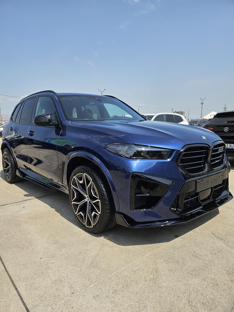 BMW X5 2021 — photo 2
