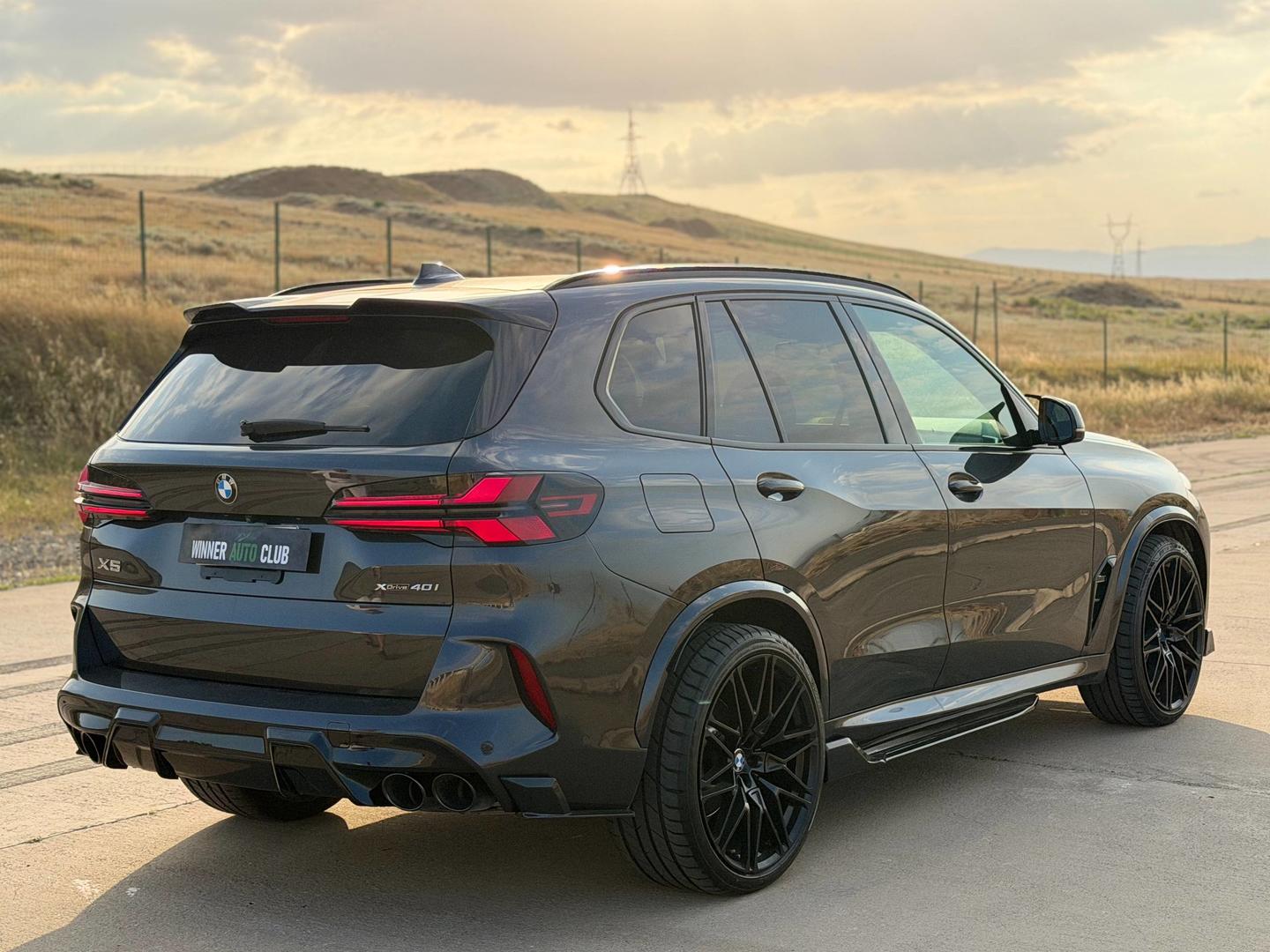 BMW X5 2022 — photo 2