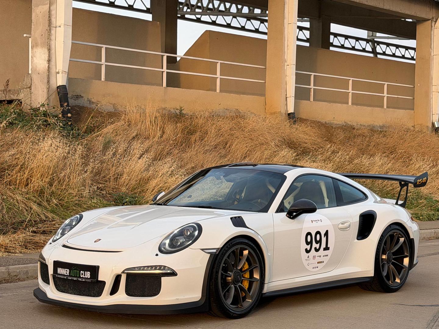 Porsche 911