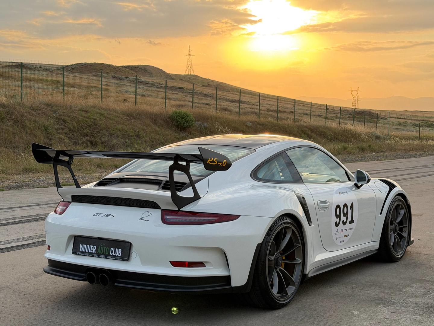 Porsche 911 2016 — photo 2