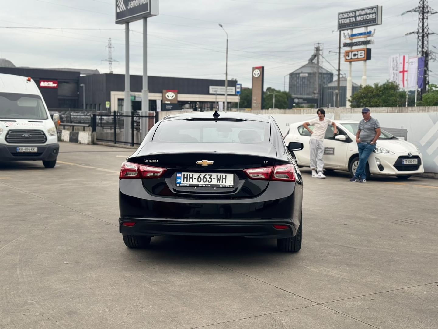 Chevrolet Malibu 2021 — photo 2