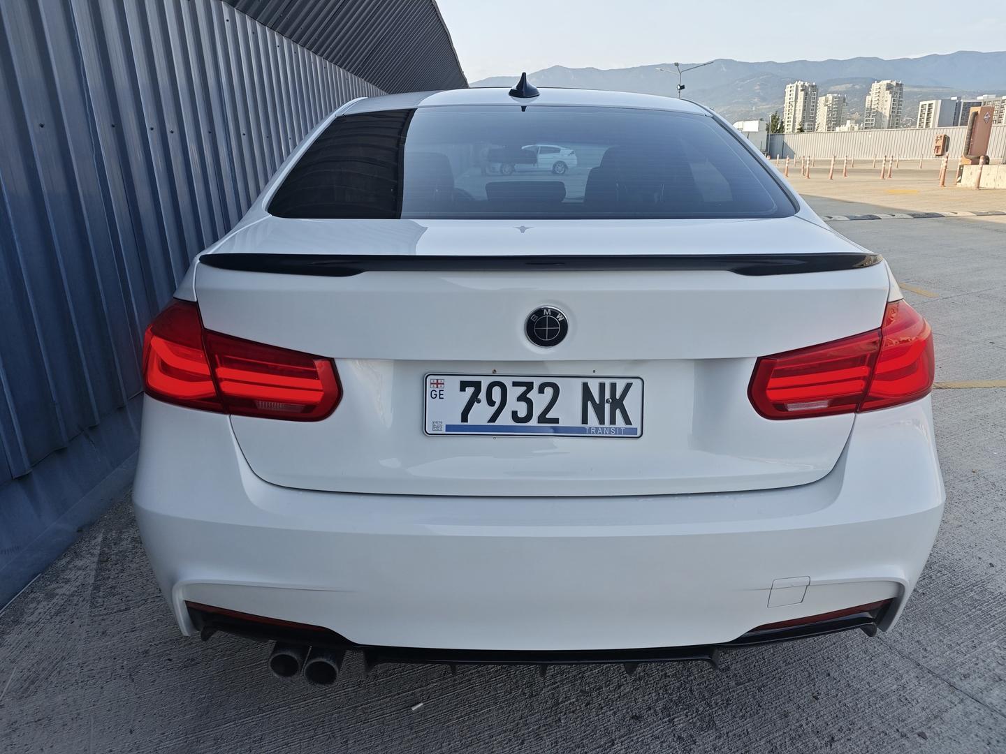 BMW 328 2015 — photo 2