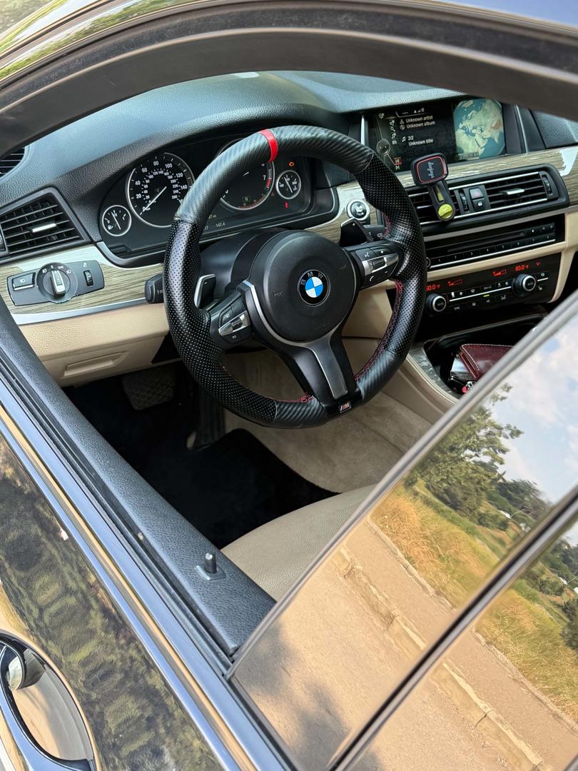 BMW 550 2014 — photo 2