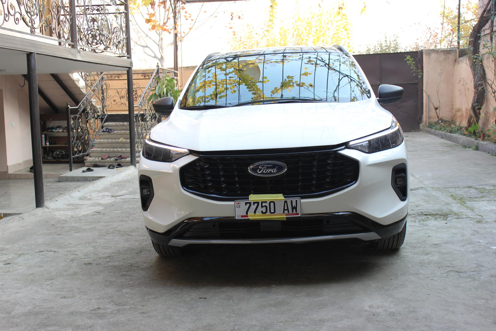 Ford Escape 2023 — photo 2