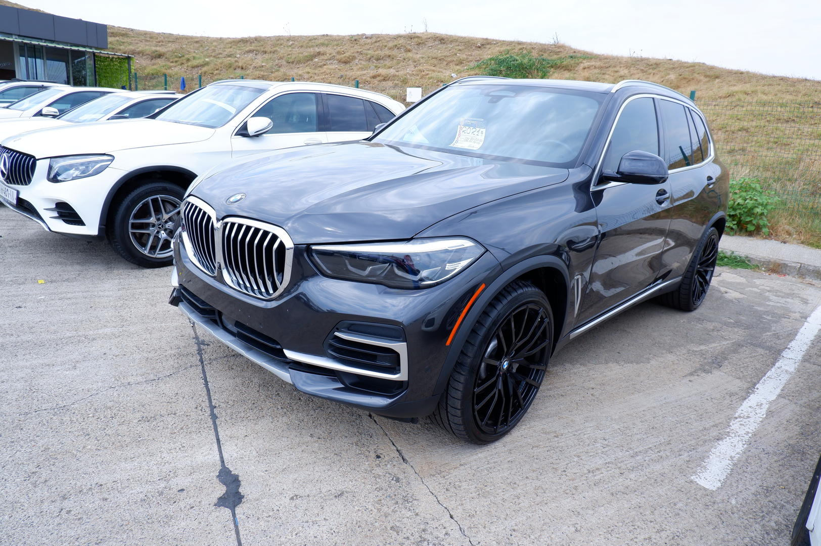 BMW X5 2021 — photo 2