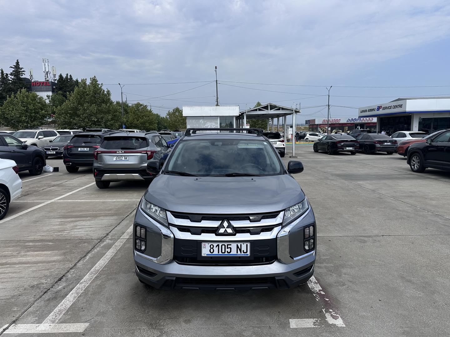 Mitsubishi Outlander Sport 2022 — photo 2