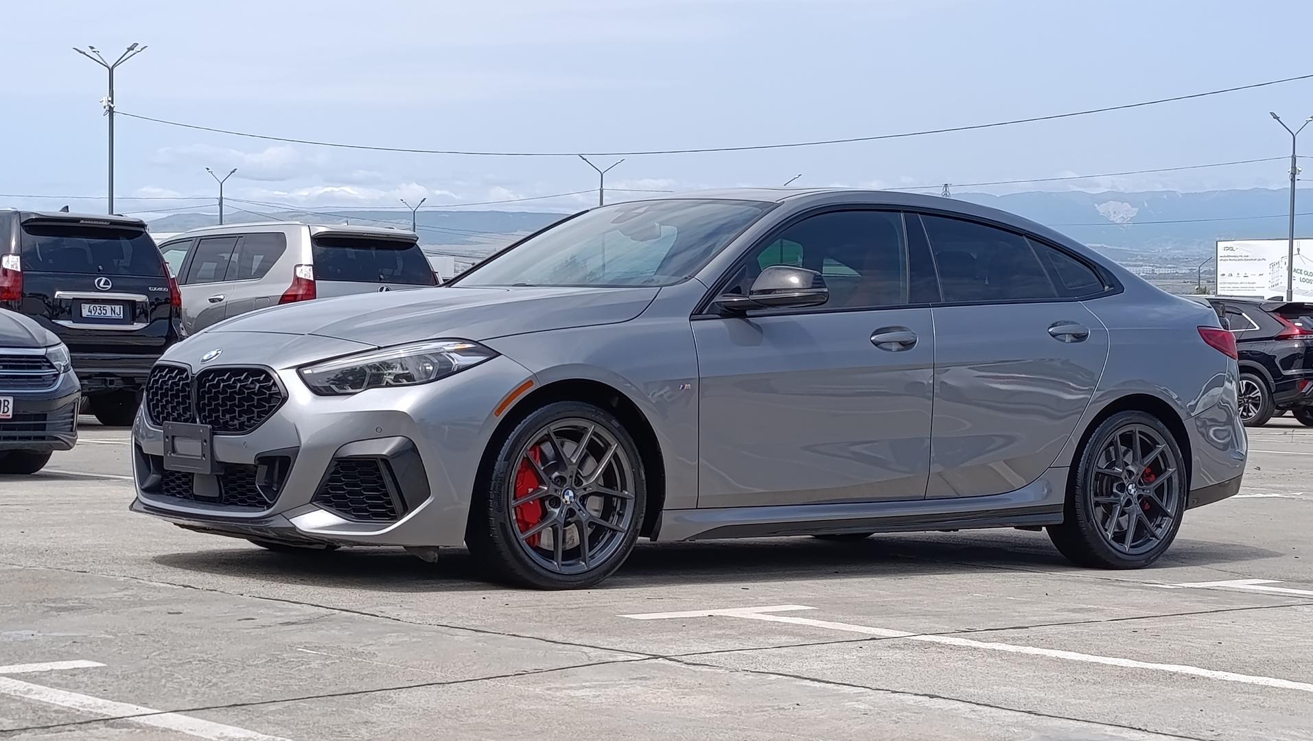 BMW 235 2022 — photo 2
