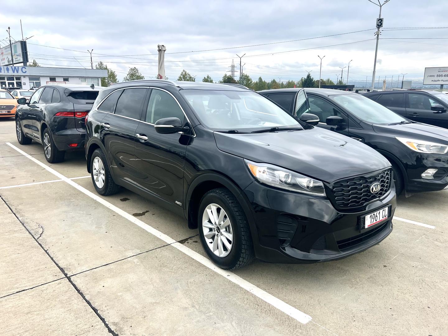 Kia Sorento 2019 — photo 2