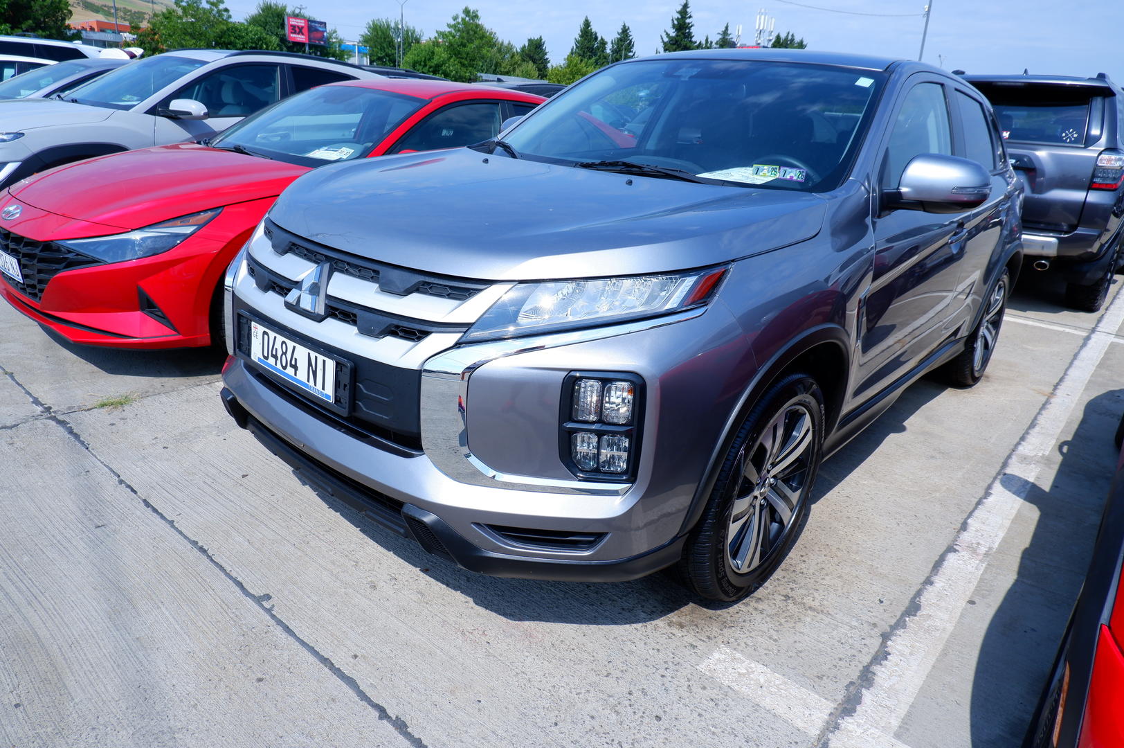 Mitsubishi Outlander Sport 2022 — photo 2