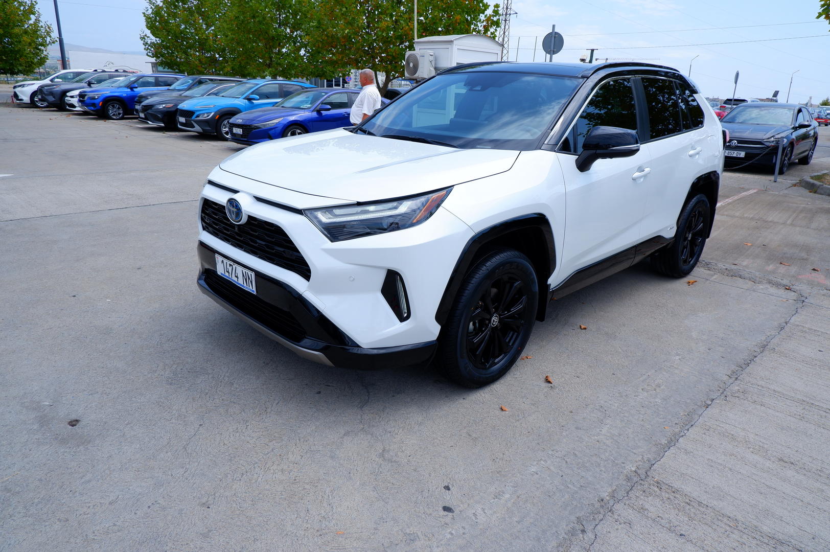 Toyota RAV4 2024 — photo 2