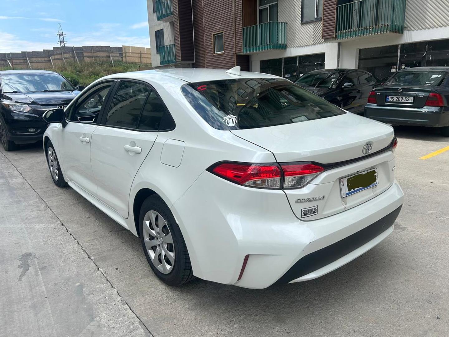 Toyota Corolla 2020 — photo 2
