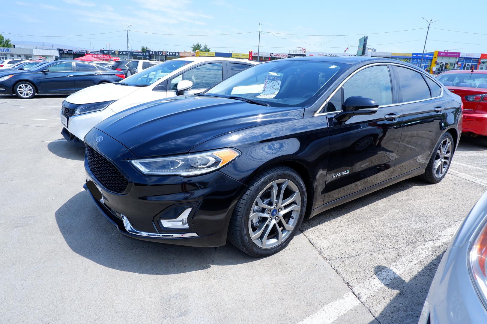 Ford Fusion 2019 — photo 2