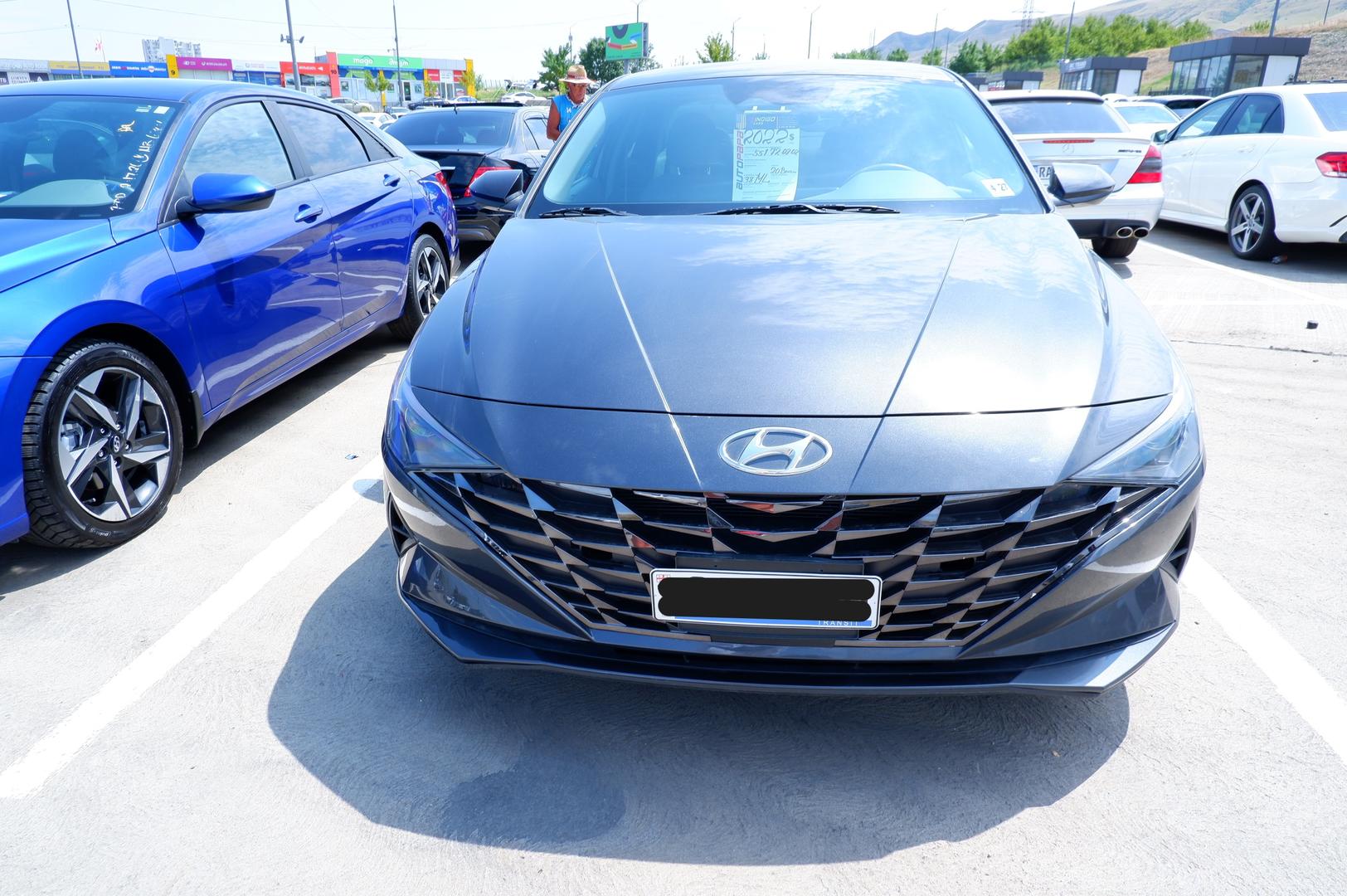 Hyundai Elantra