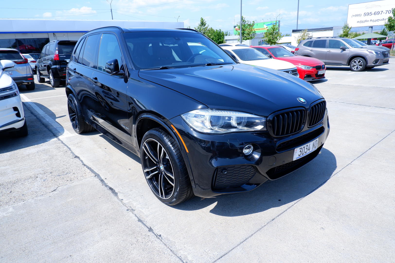 BMW X5 2015 — photo 2
