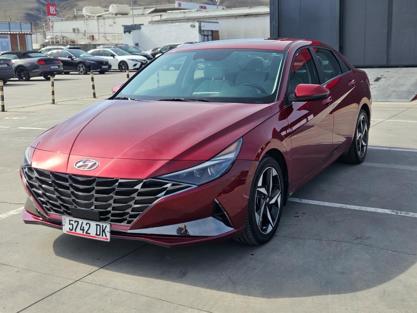 Hyundai Elantra