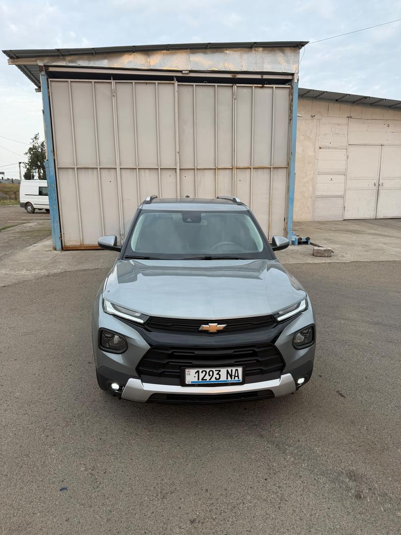 Chevrolet Trailblazer 2023 — photo 2