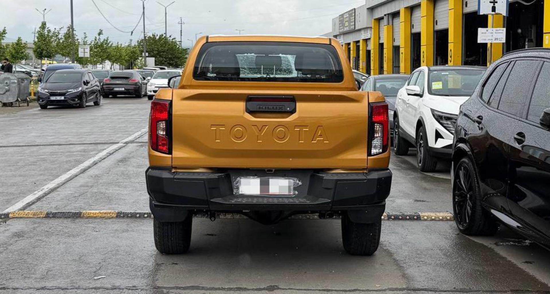 Toyota Hilux