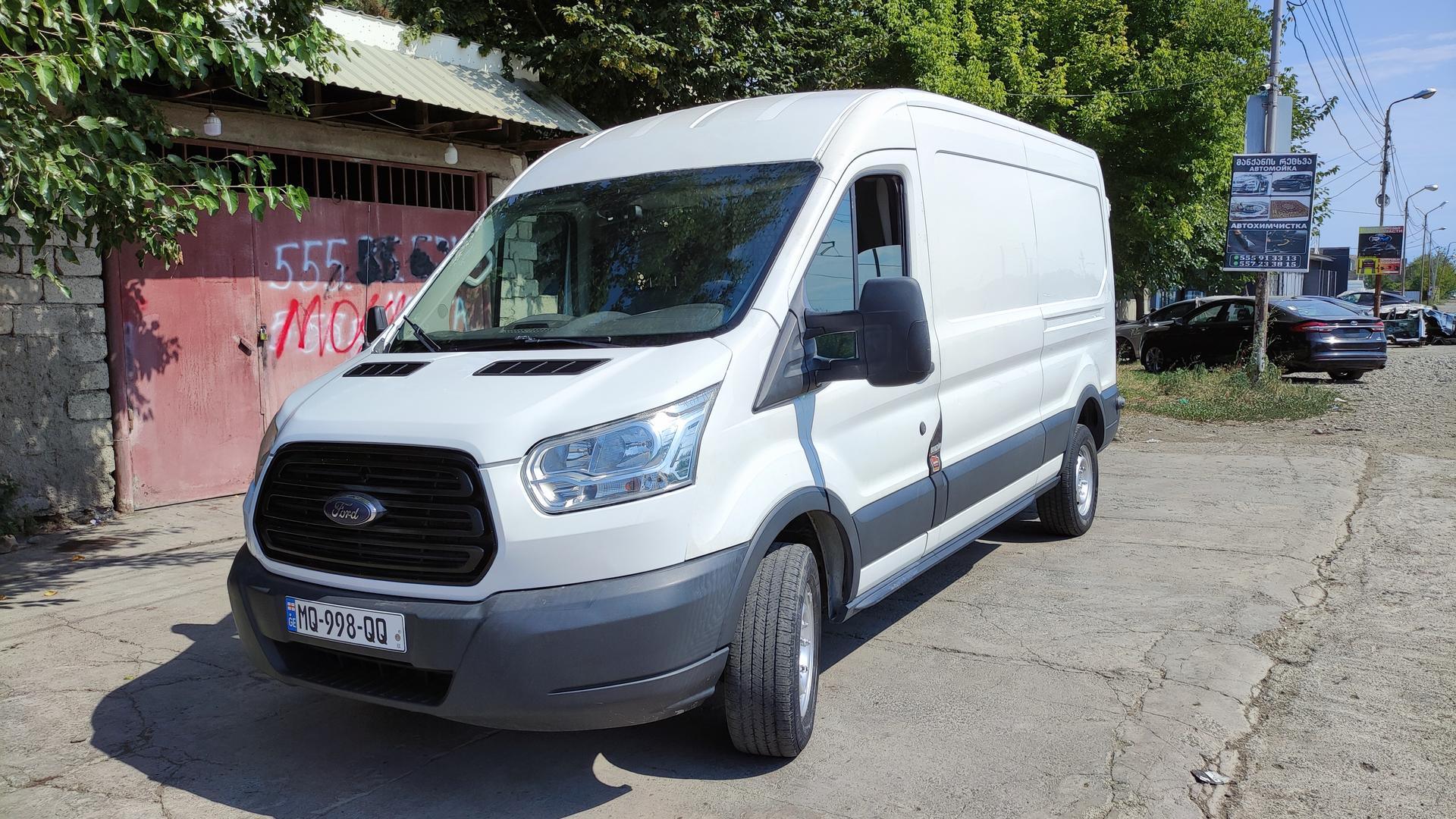Ford Transit 2015 — photo 2