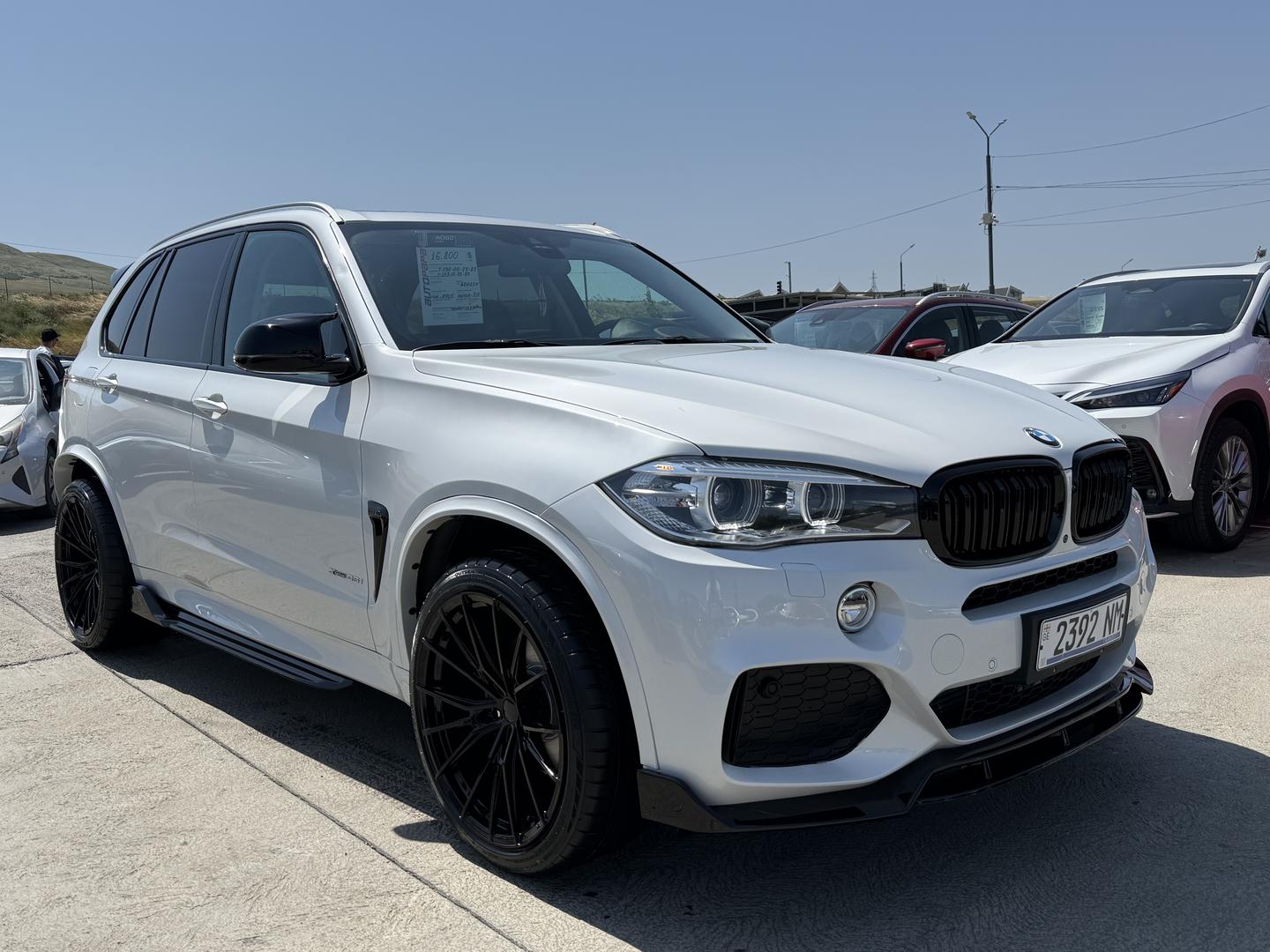 BMW X5 2016 — photo 2