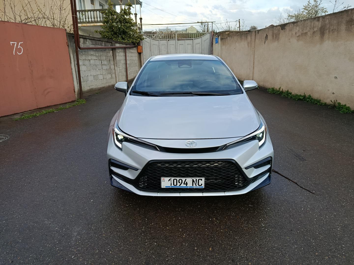 Toyota Corolla 2023 — photo 2