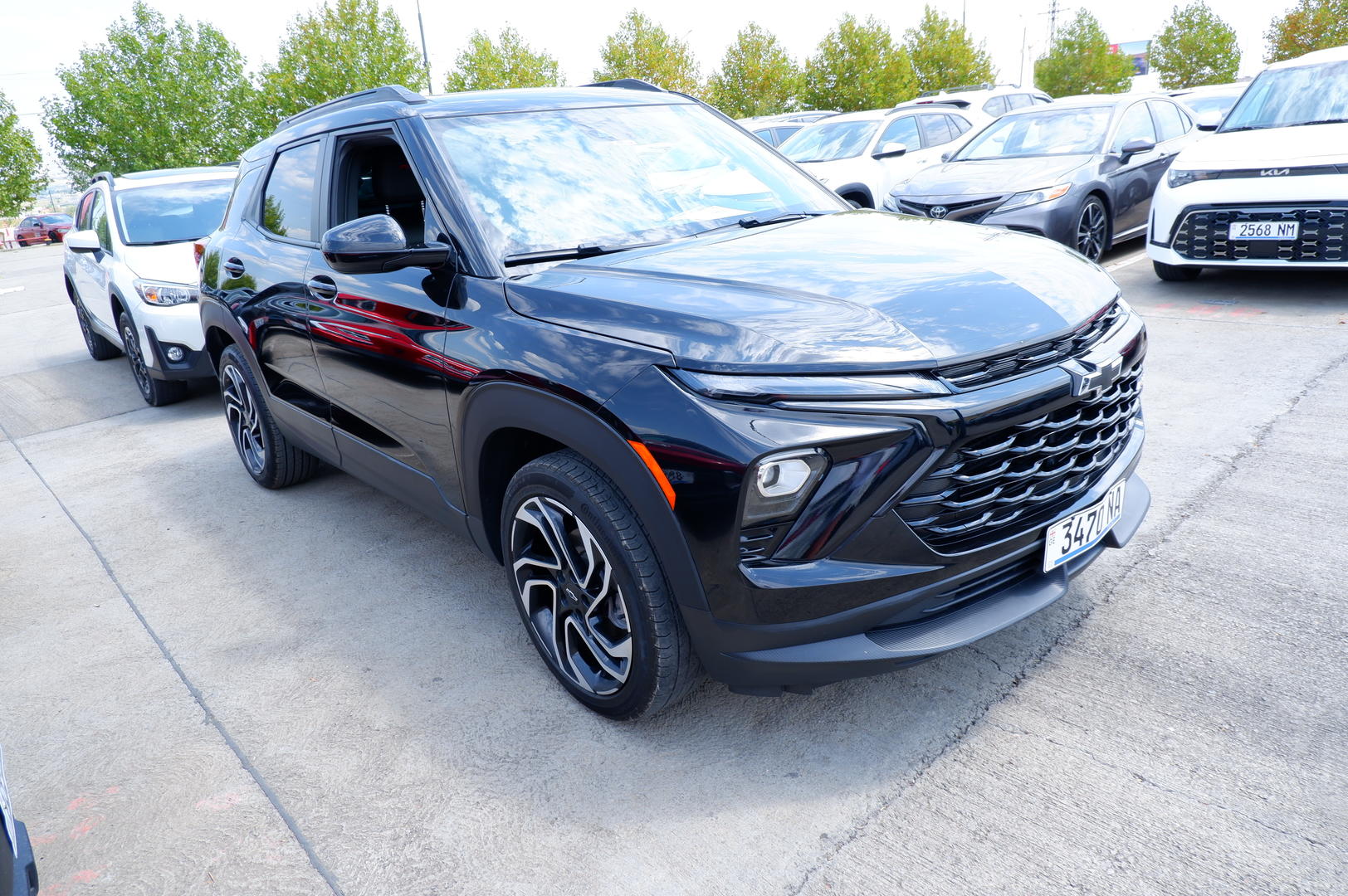 Chevrolet Trailblazer 2023 — photo 2