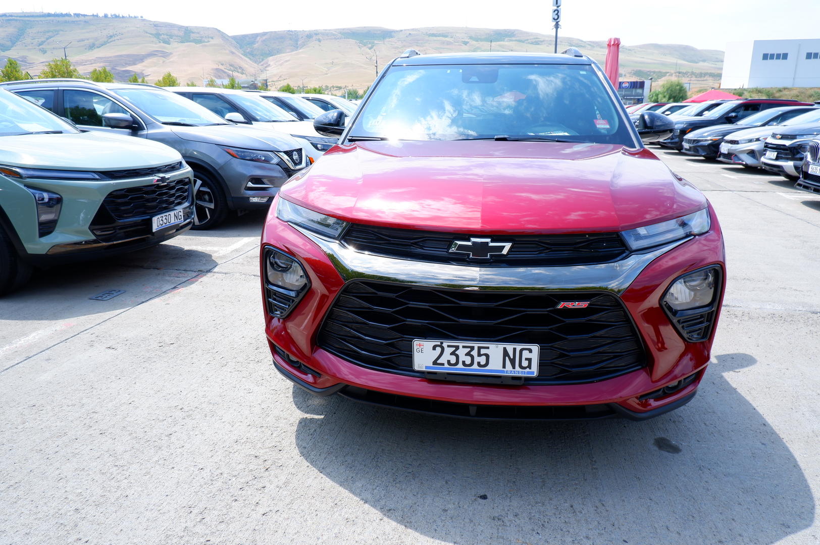Chevrolet Trailblazer 2023 — photo 2