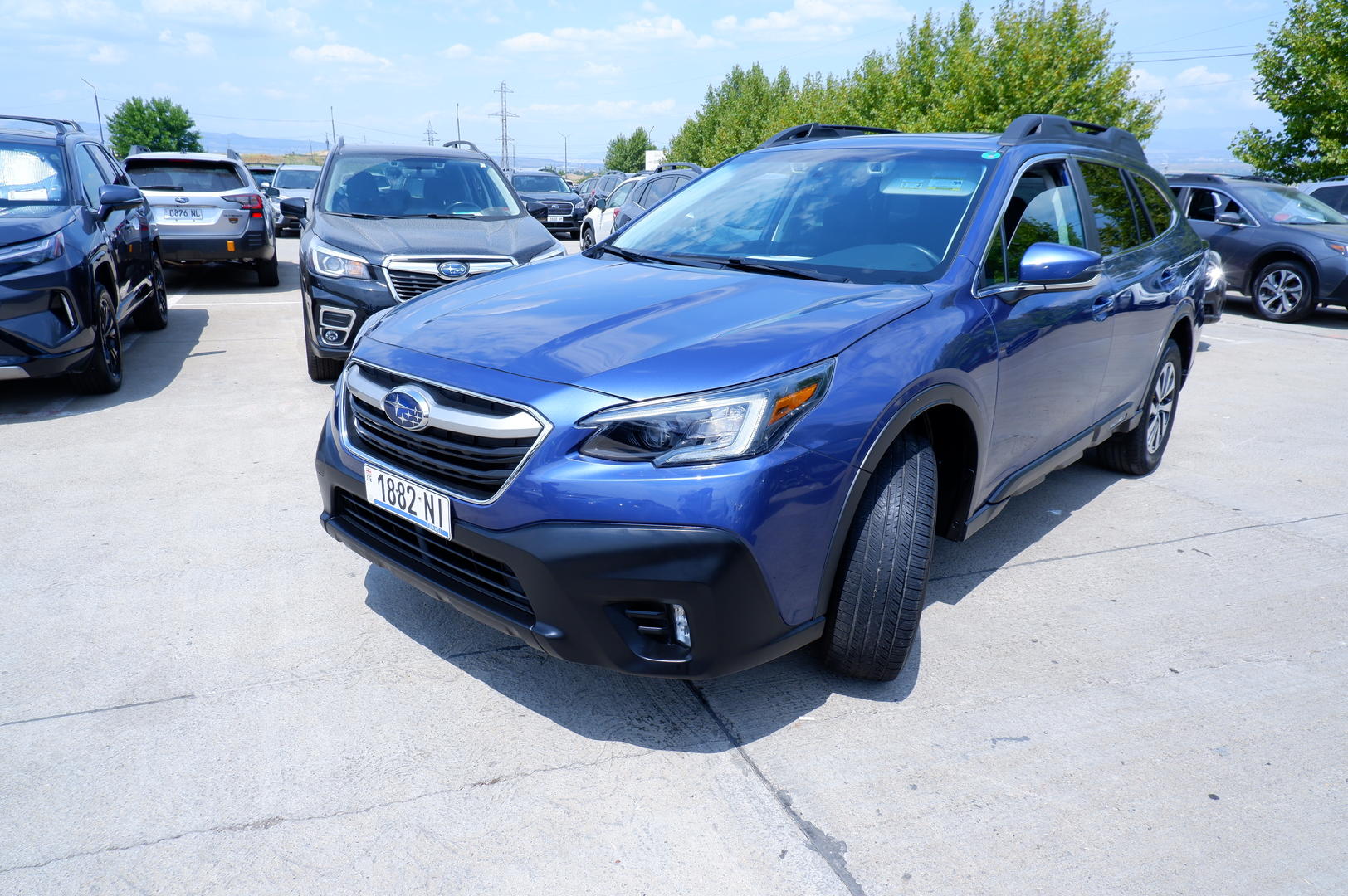 Subaru Outback 2019 — photo 2