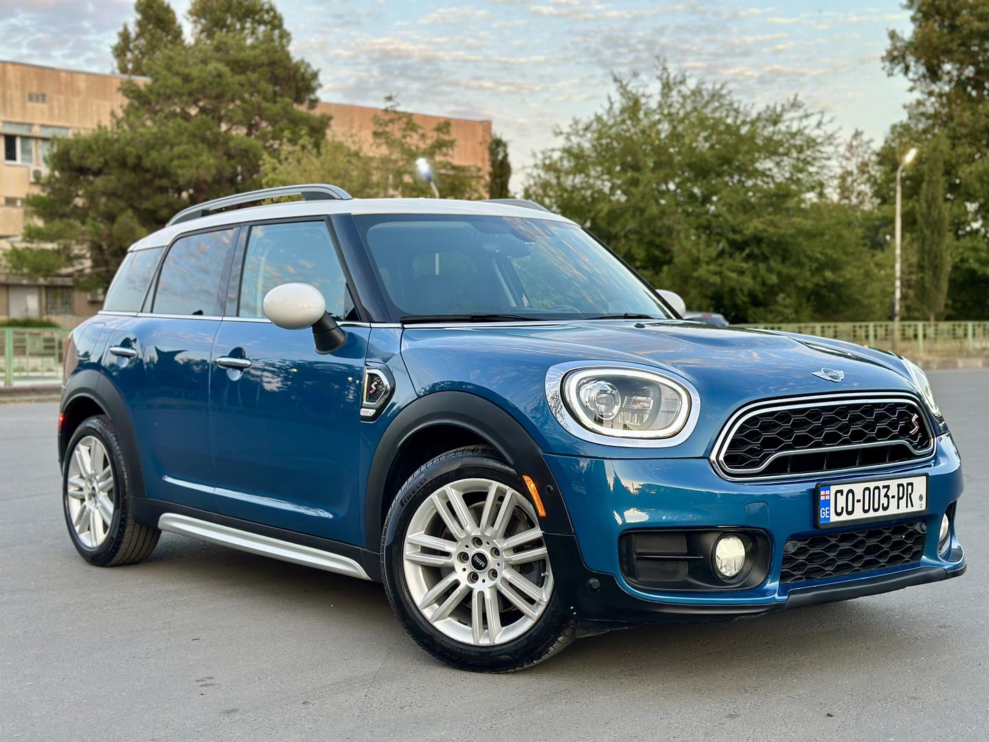 Mini Countryman 2017 — photo 2