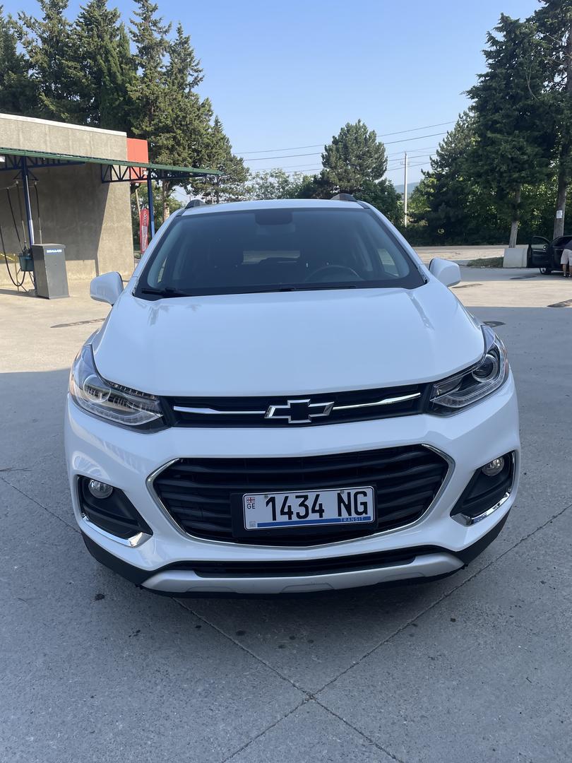 Chevrolet Trax 2022 — photo 2