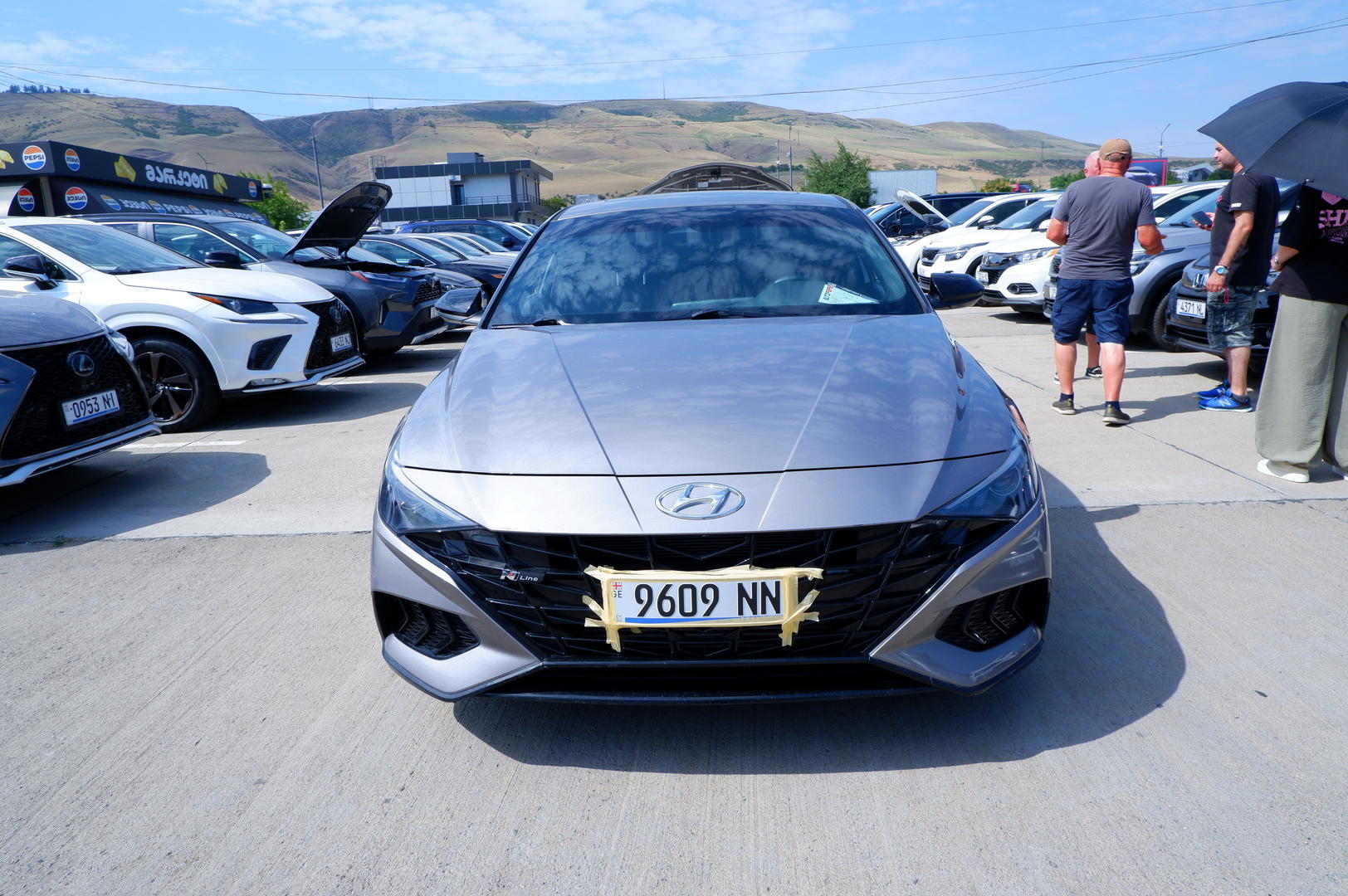 Hyundai Elantra 2023 — photo 2