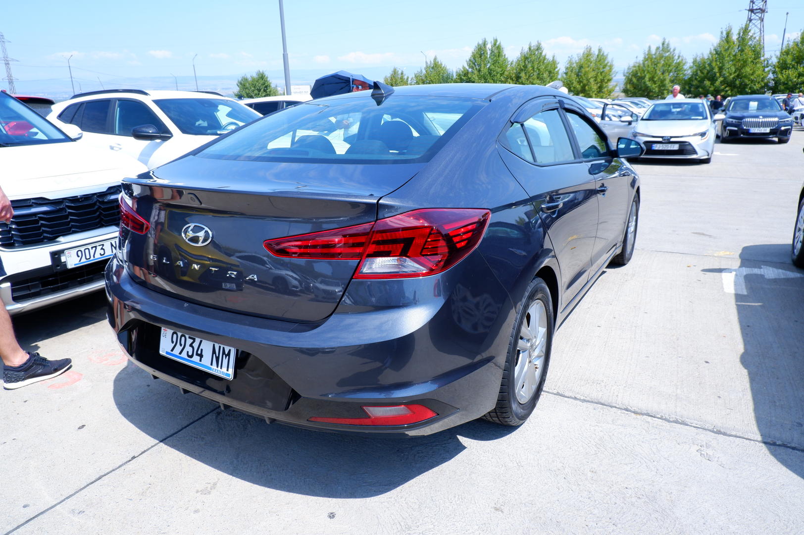 Hyundai Elantra 2020 — photo 2