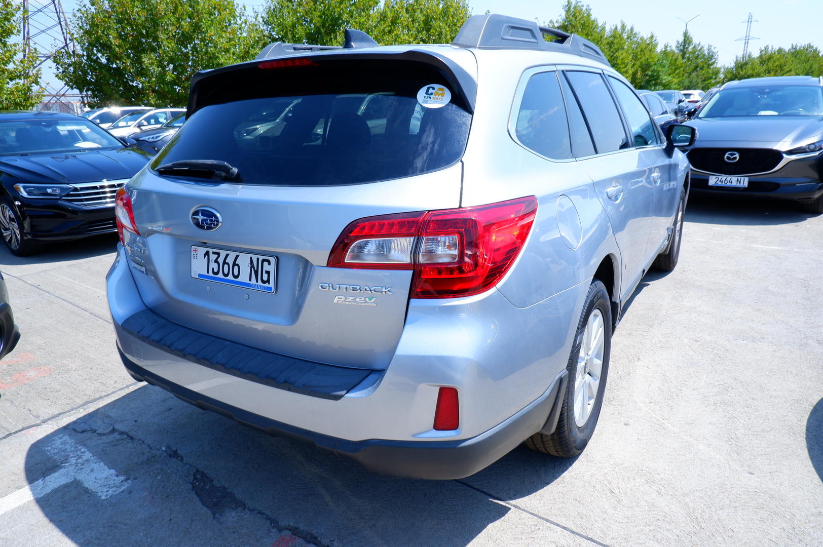 Subaru Outback 2016 — photo 2