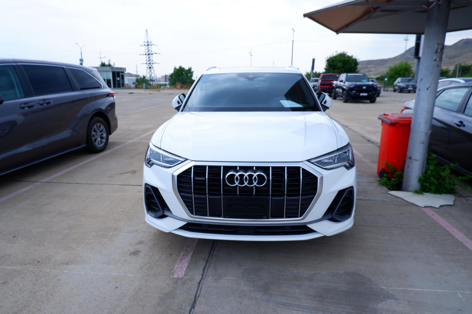 Audi Q3 2023 — photo 2