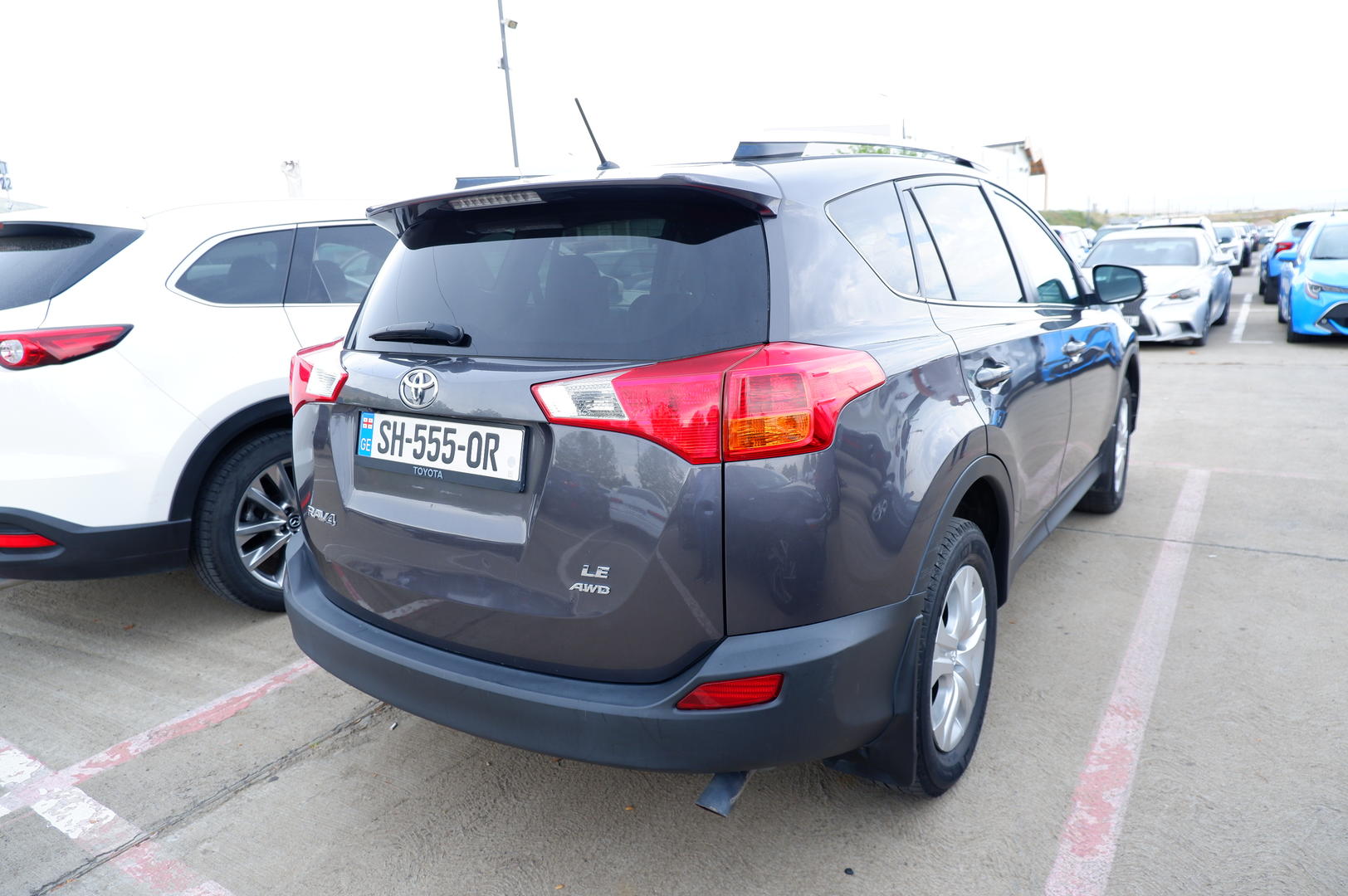 Toyota RAV4 2015 — photo 2