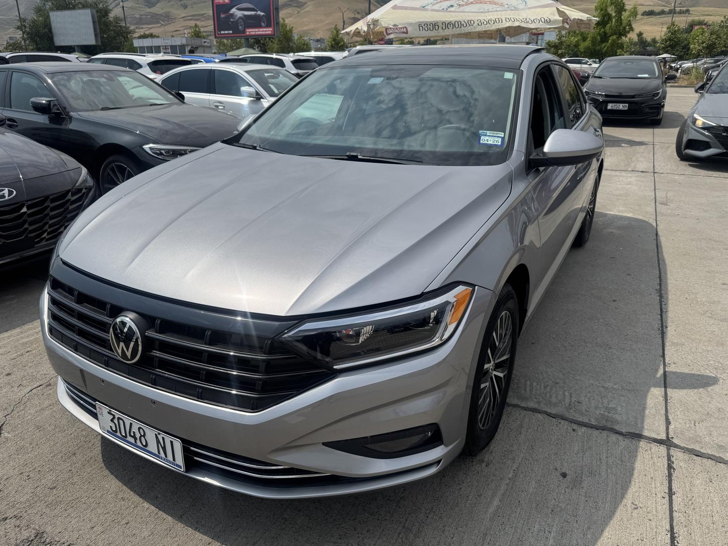 Volkswagen Jetta 2020 — photo 2