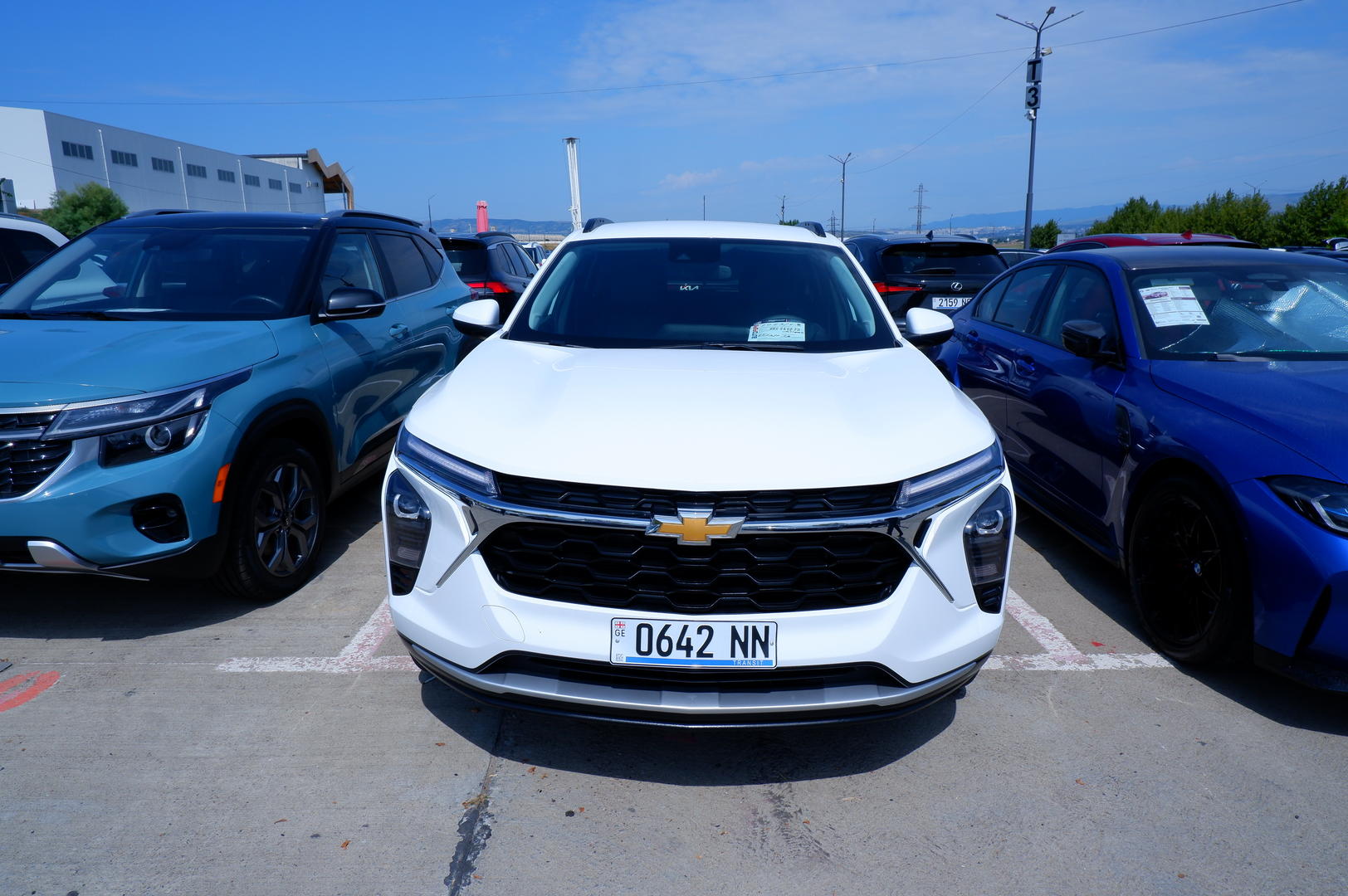 Chevrolet Trax 2023 — photo 2